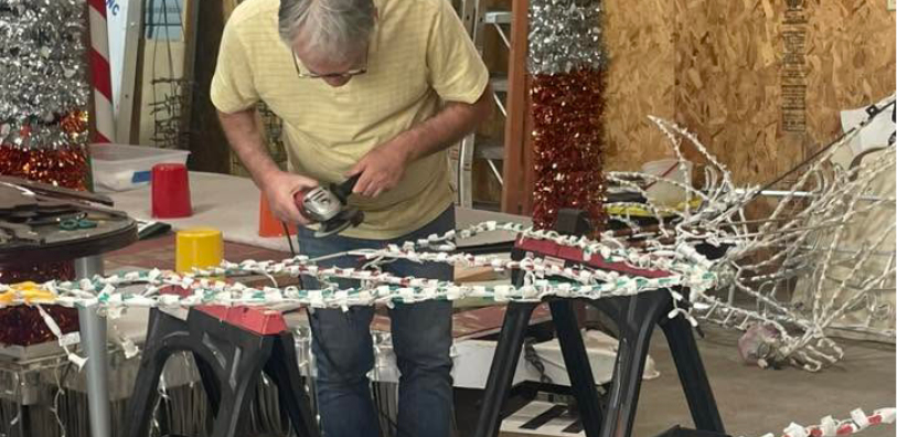 Fox Cities Festival of Lights- Day of Caring image